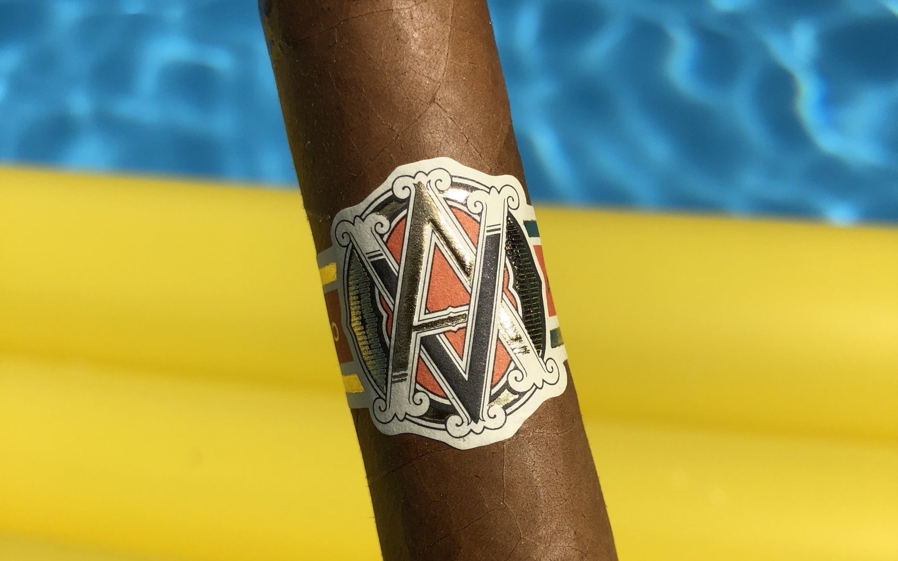 What a fine way of o start off the weekend. A little Avo XO Legato smooth creamy goodness by the pool. Really looking forward to the Avo Cigar Event later this month at Cordova Cigars #AvoXOLegato #AvoCigarLove #AvoGoodness #AvoCigars